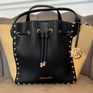Michael Kors Large Drawstring Grab Bag (Black) NWT
